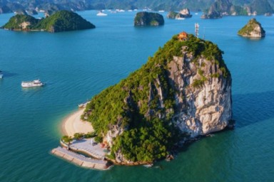 Halong Bay – Luon Cave - Titov Island – Hanoi (B, Br)